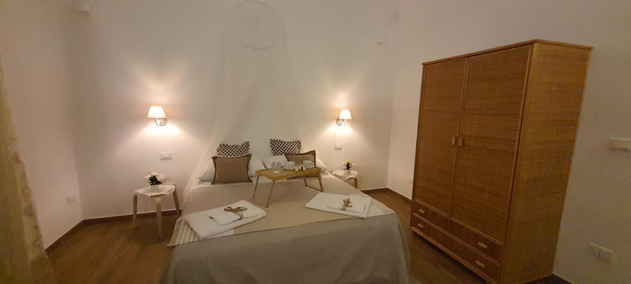 Aragonese 73 Apartment Taranto Exterior photo